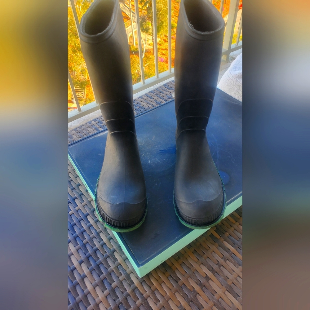 Mens Rainboots